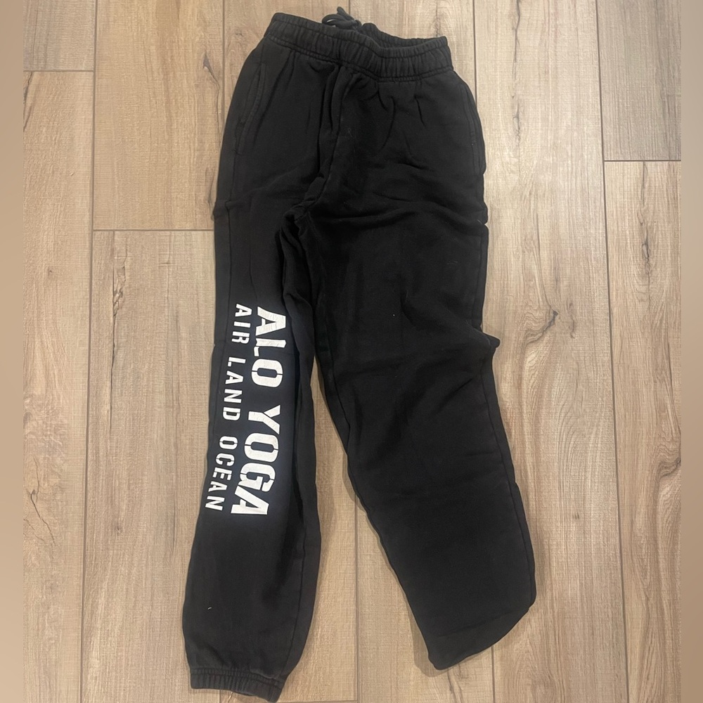 Alo sweatpants